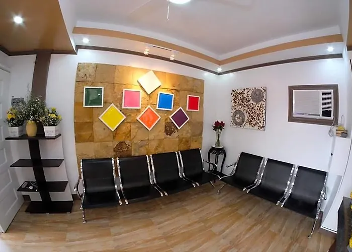 L & M Hearthstones Inn Oslob